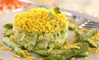 Tartare di asparagi, raffinato antipasto veloce da fare Tartare di asparagi, raffinato antipasto veloce da fare